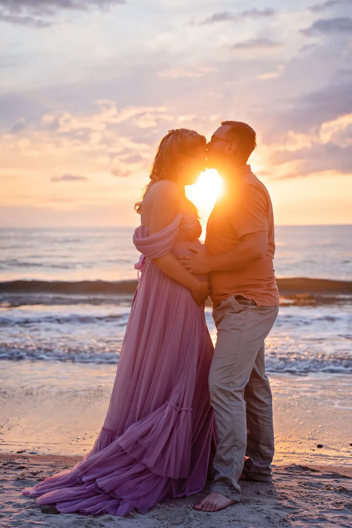 Maternity beach photoshoot in Kołobrzeg — photograph 2