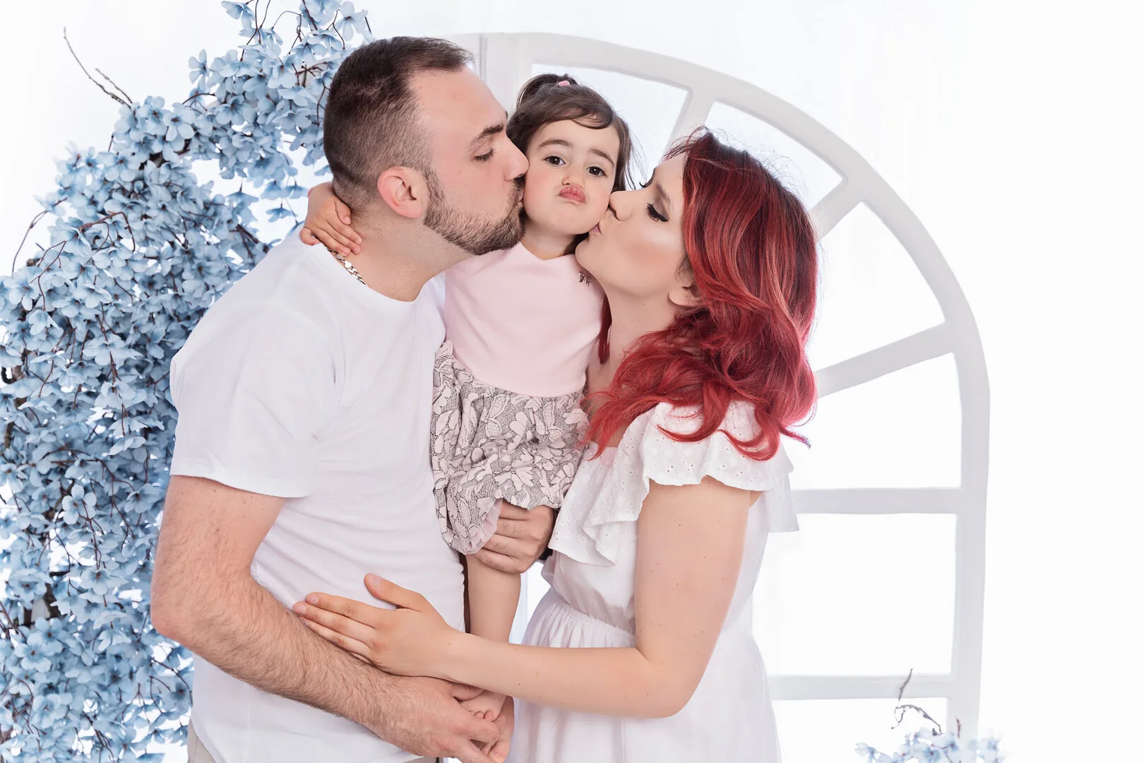 Natural family photograph during a studio session