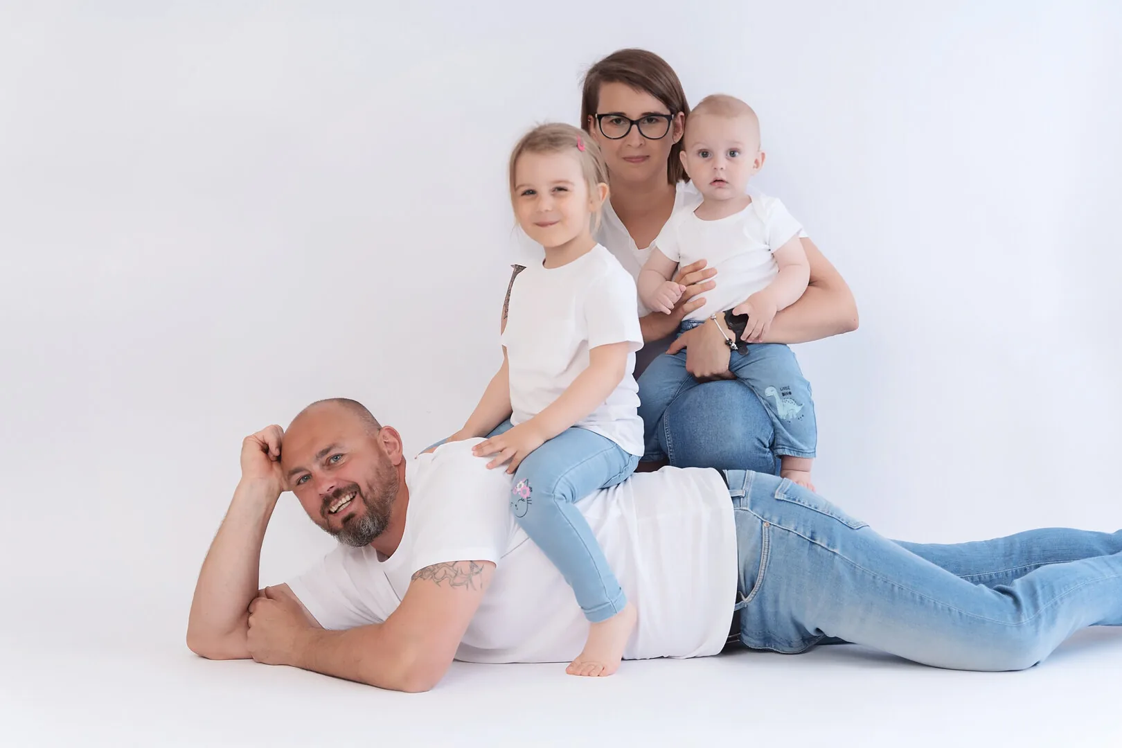 Sesja rodzinna w studio Kołobrzeg - zdjęcie 12