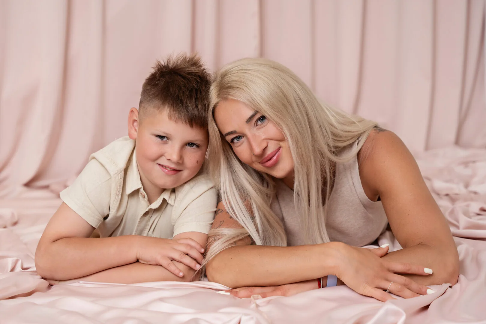 Sesja rodzinna w studio Fotoszpulka w Kołobrzegu